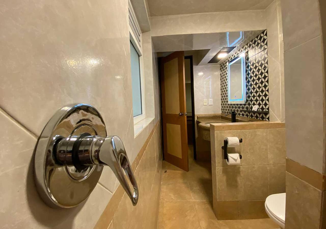 Hotel Villa De Madrid مدينة مكسيكو المظهر الخارجي الصورة