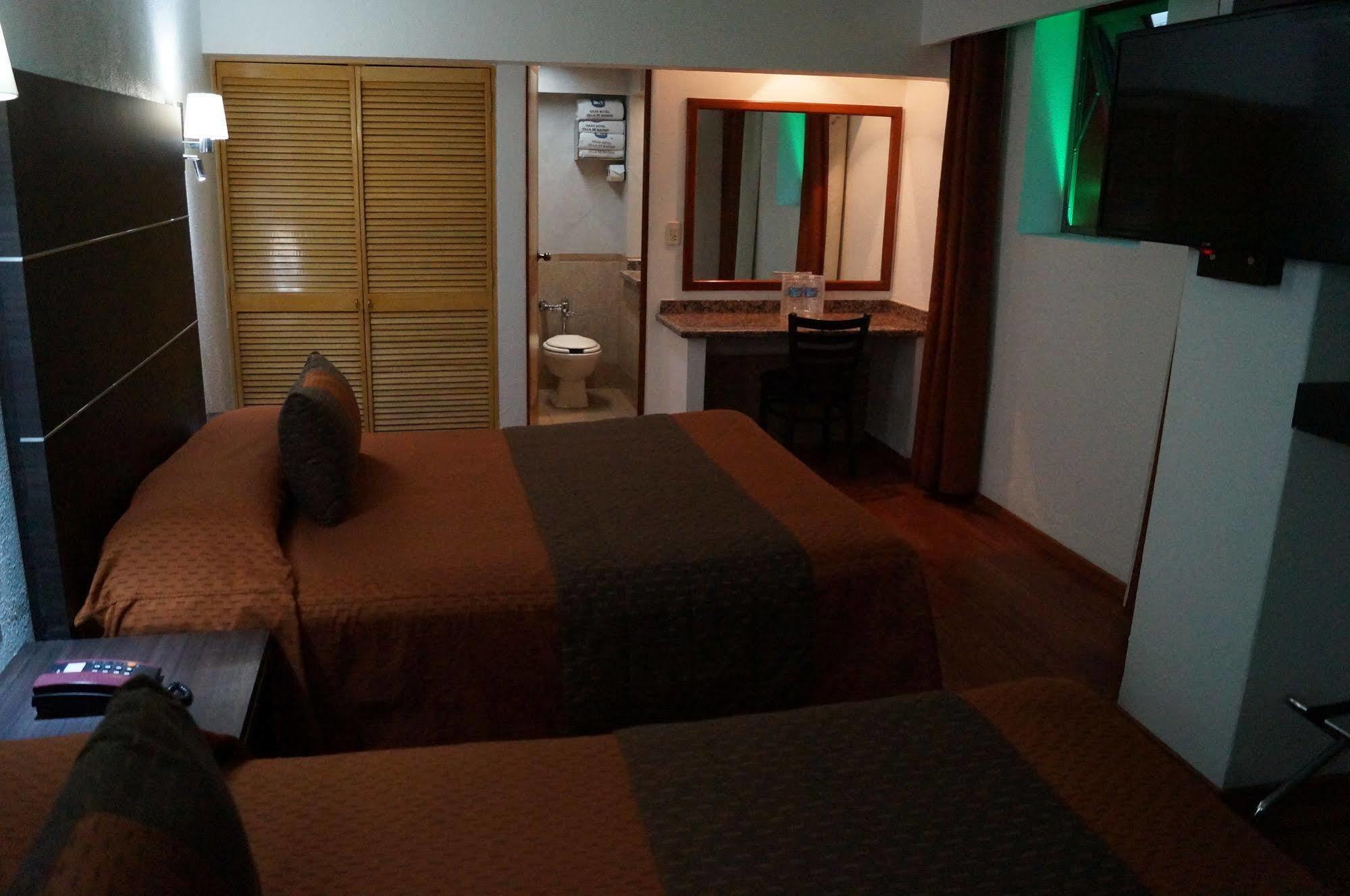 Hotel Villa De Madrid مدينة مكسيكو المظهر الخارجي الصورة