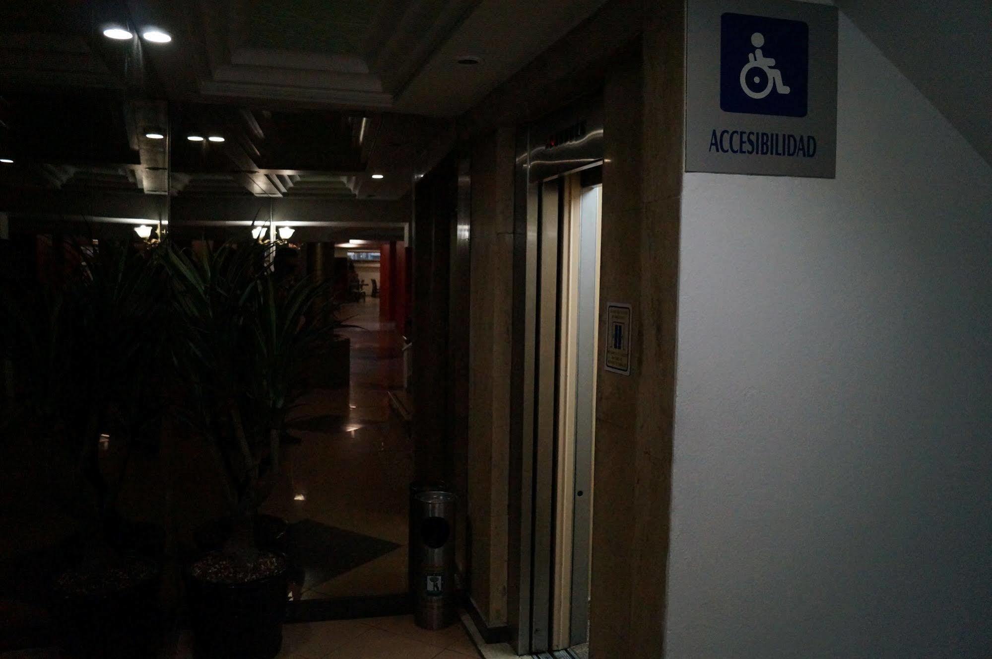 Hotel Villa De Madrid مدينة مكسيكو المظهر الخارجي الصورة