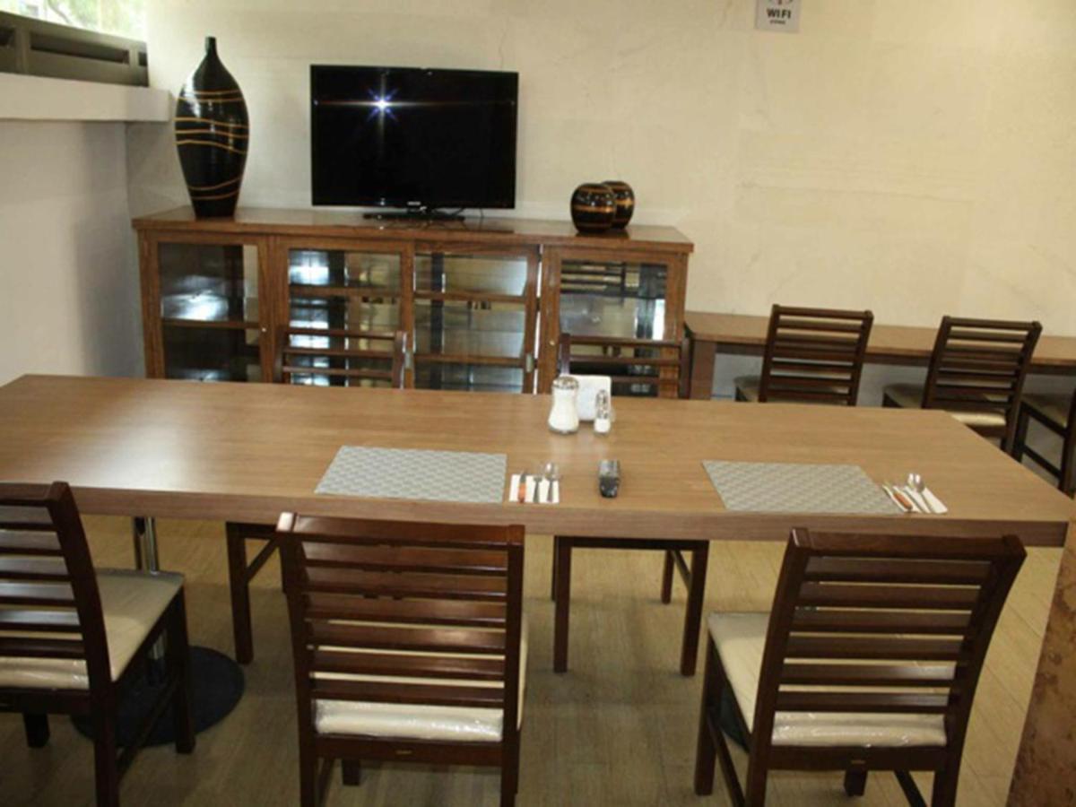 Hotel Villa De Madrid مدينة مكسيكو المظهر الخارجي الصورة